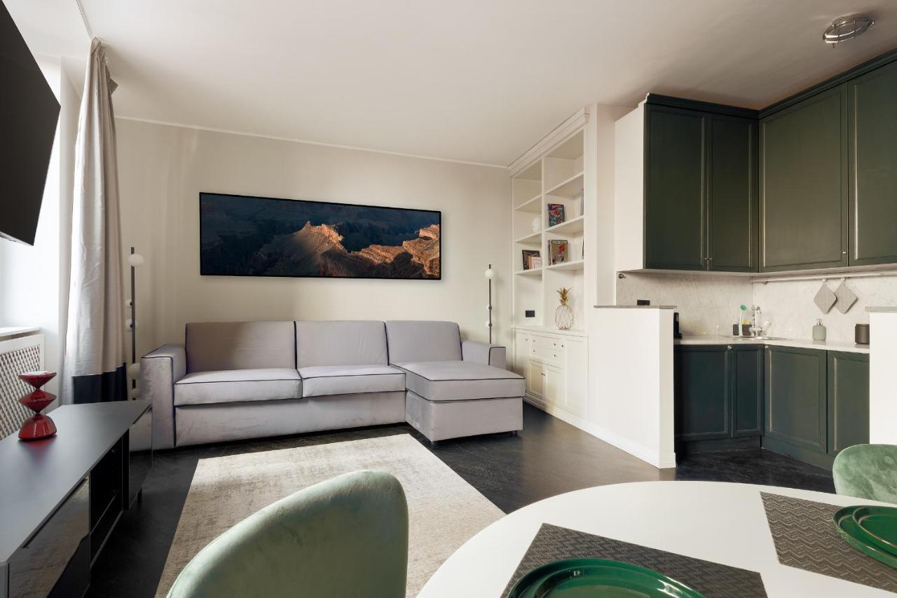 Hl Luxury Duomo Apartment - Via Torino, Montenapoleone Милан Экстерьер фото